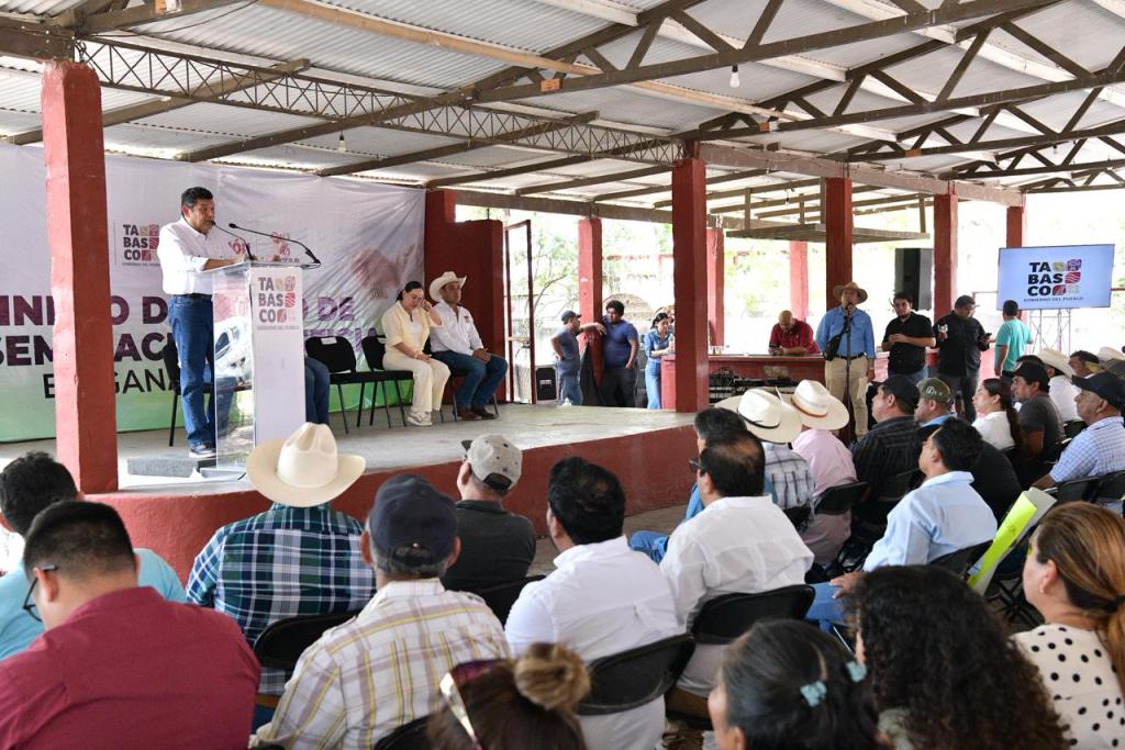 Impulsan ganadería en Tenosique con curso de inseminación artificial