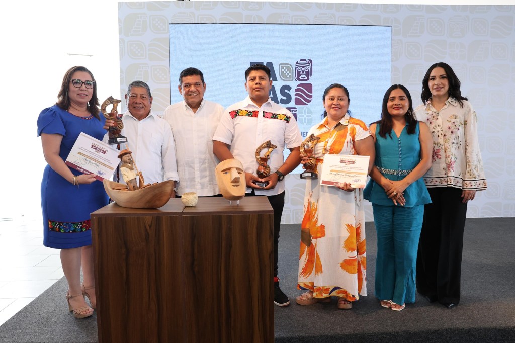 Reconocen a artesanos tabasqueños con Premios a la Excelencia Artesanal 2026