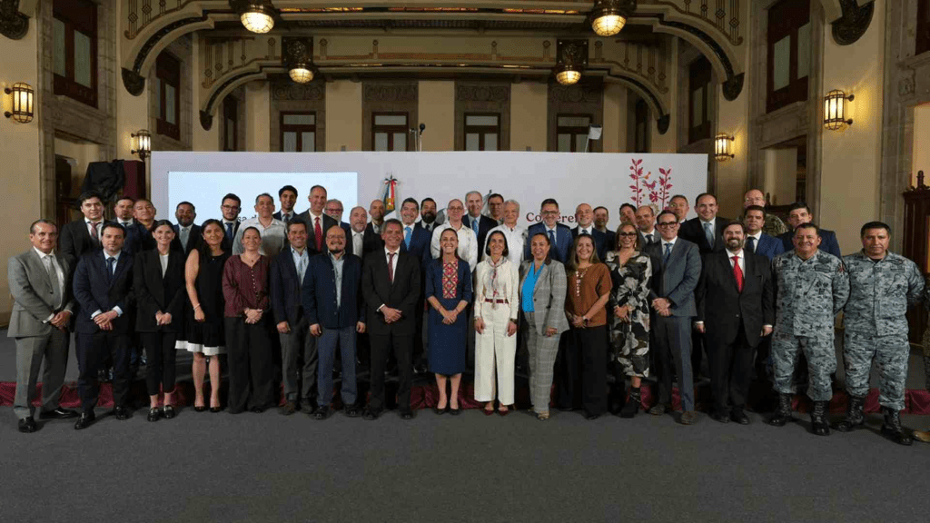 Acuerda gobierno con gasolineros bajar el precio del diésel a 27 pesos por&nbsp;litro