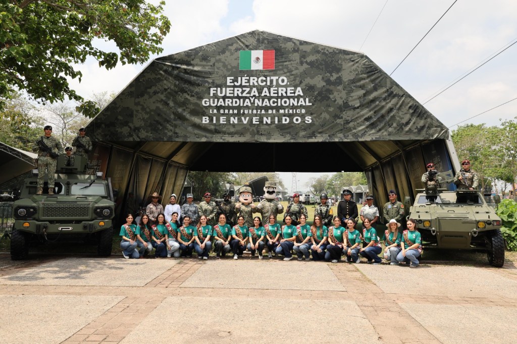 Embajadoras de la Feria Tabasco 2026 visitan exposición militar “La Gran Fuerza de&nbsp;México”