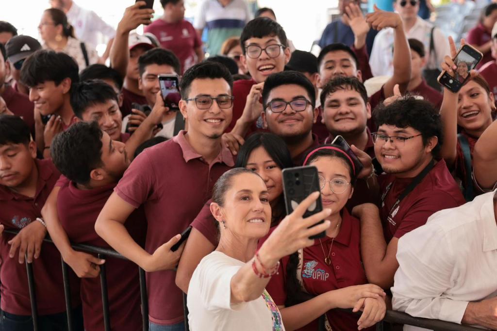 Anuncian beca universal para estudiantes de nivel superior en&nbsp;Chiapas
