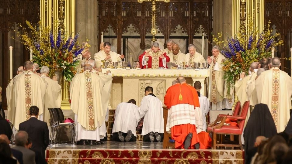 Arquidiócesis de Nueva York ofrece pagar 800 mdd a más de mil víctimas de abuso&nbsp;sexual