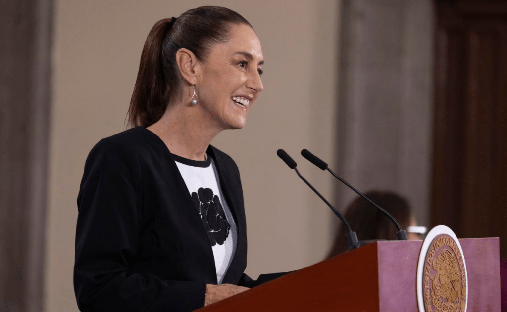 Sheinbaum felicita a las mamás y pide reconocer su trabajo de&nbsp;cuidados