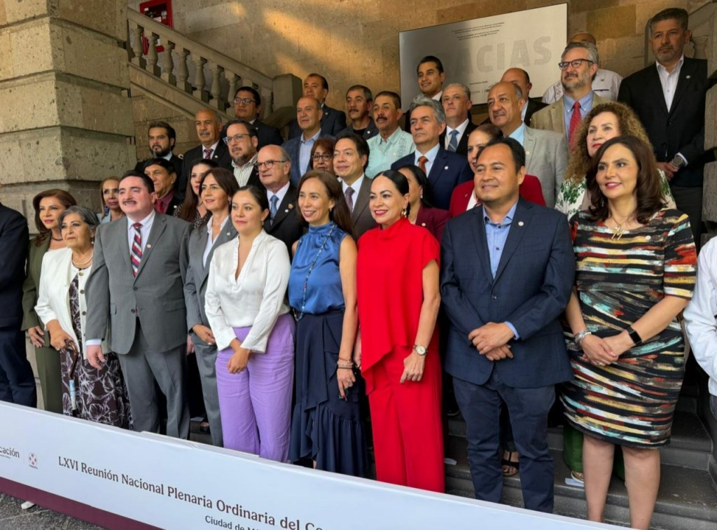 Tabasco participa en reunión nacional educativa y recibe reconocimiento por estrategia de vida&nbsp;saludable