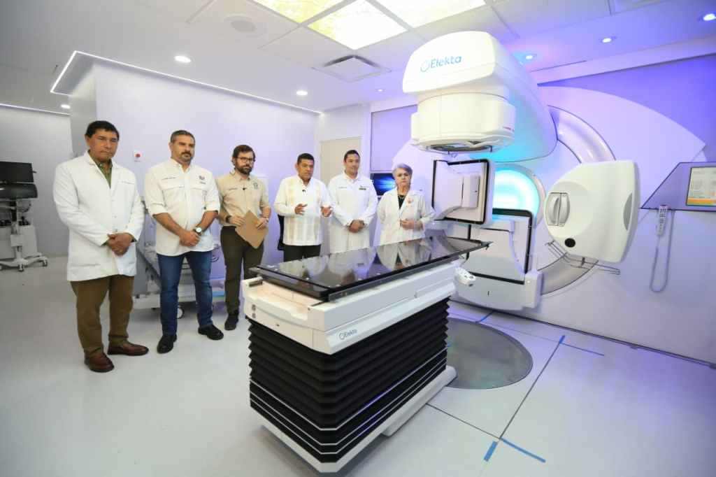 Inauguran acelerador lineal en el Hospital Juan Graham para atención gratuita de pacientes con&nbsp;cáncer