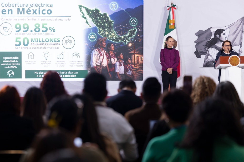 Claudia Sheinbaum impulsa justicia energética, vivienda y salud con nuevos programas e&nbsp;inversiones