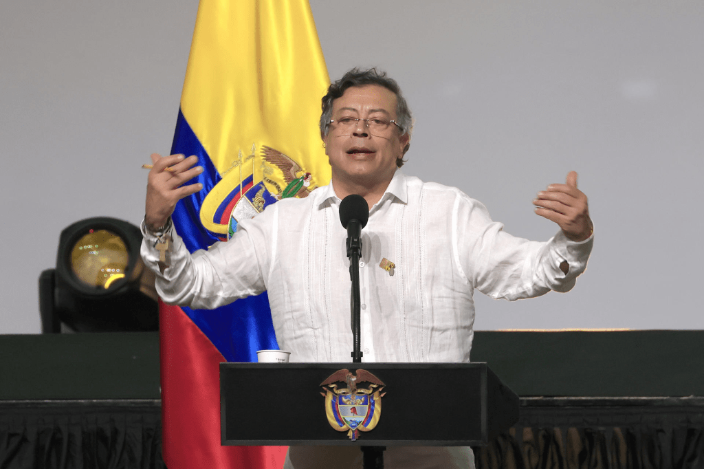 Petro no acepta conteo electoral que dio a De la Espriella como el más votado en Colombia