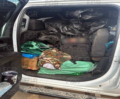 FGR investiga presunto transporte de mercancía extranjera ilegal; hay tres detenidos en&nbsp;Huimanguillo