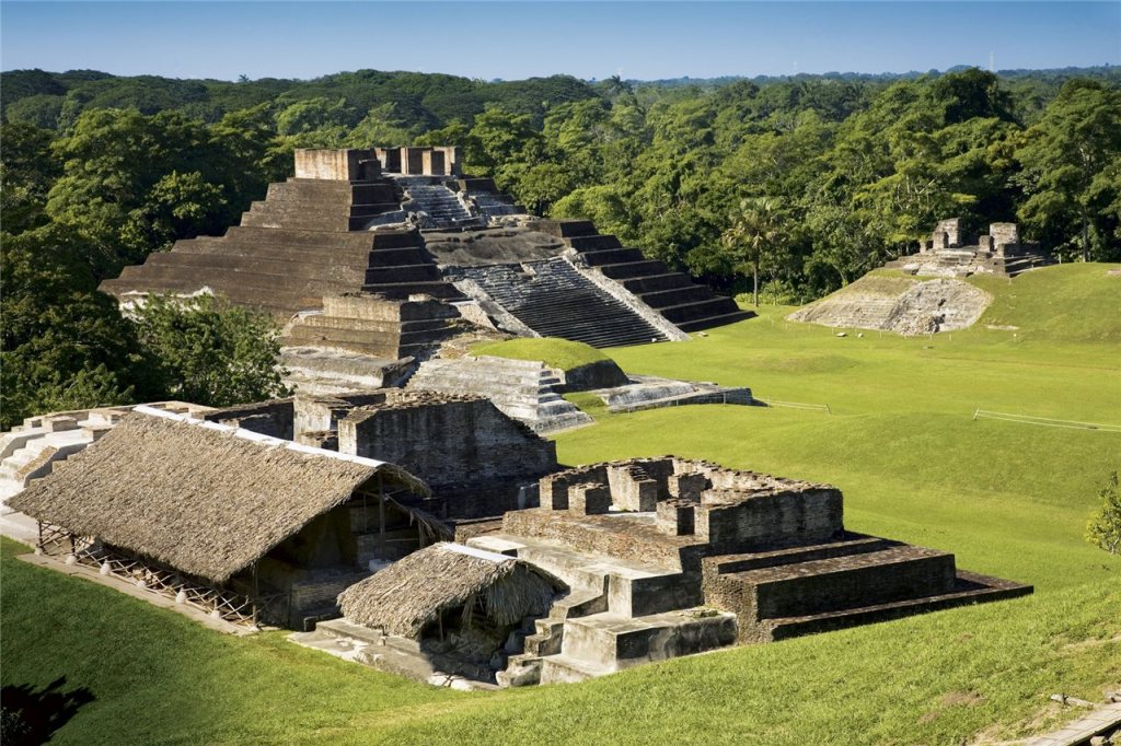 Comalcalco recibe distintivo nacional de calidad turística nivel&nbsp;plata