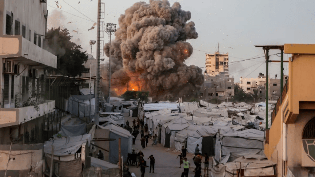 Ataque israelí en Gaza deja dos palestinos muertos y destruye almacenes de&nbsp;medicamentos