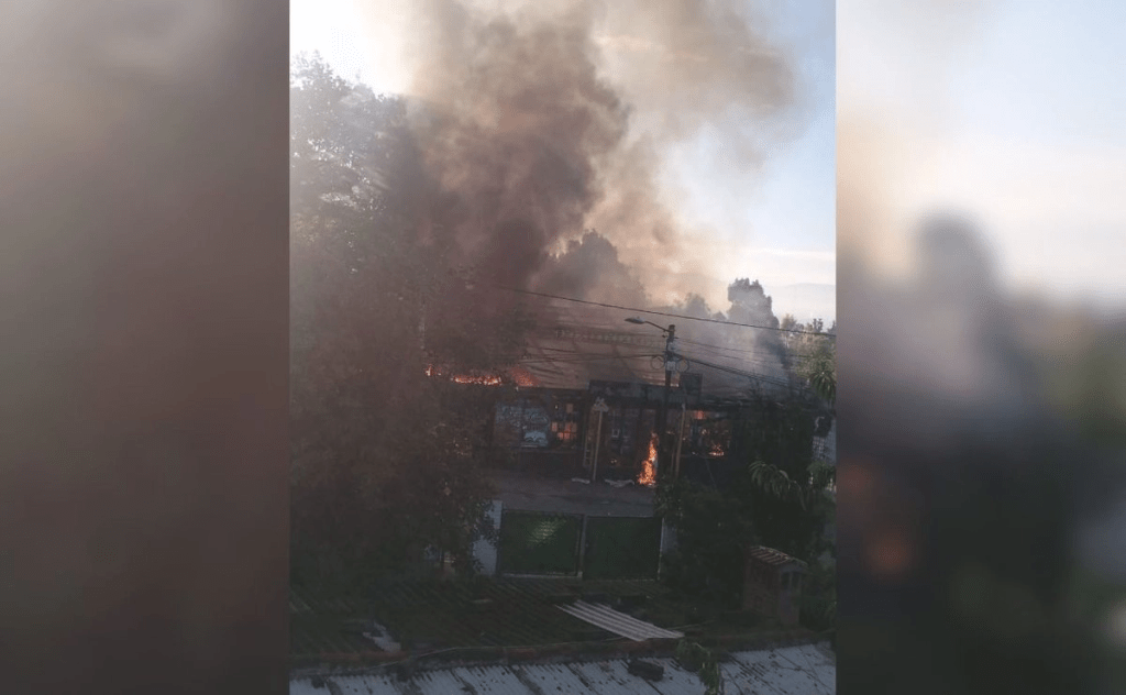 Incendio consume bar en Teotihuacán; no hay personas&nbsp;heridas