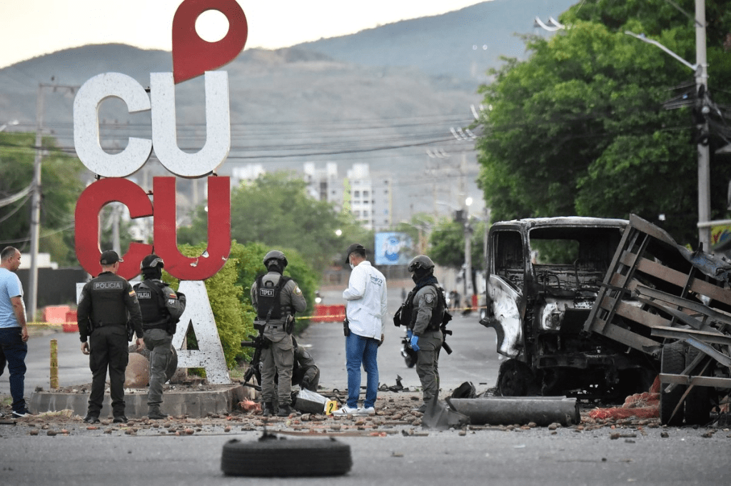 Camión bomba explota en Cúcuta; deja al menos 11 heridos a días de investidura presidencial en&nbsp;Colombia