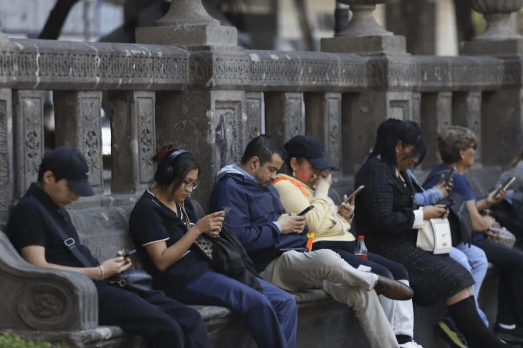 Desactivan 4.9 millones de líneas de telefonía móvil en&nbsp;México