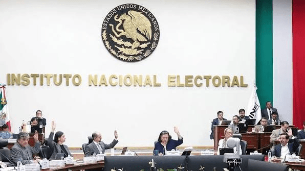 INE perfila más de 3 mil 600 mdp para Morena en financiamiento de 2027