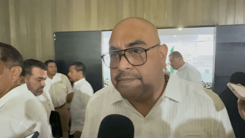 Fiscal de Tabasco se recupera de intervención quirúrgica y continúa atendiendo desde su&nbsp;despacho