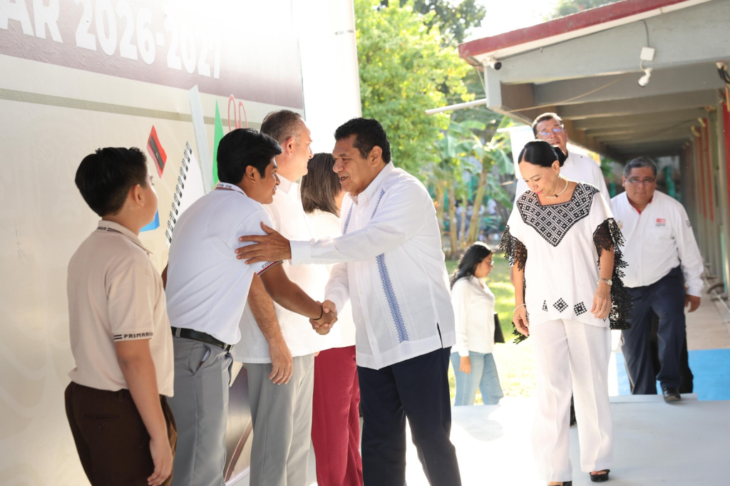 Javier May da inicio al ciclo escolar 2026-2027 en&nbsp;Tabasco