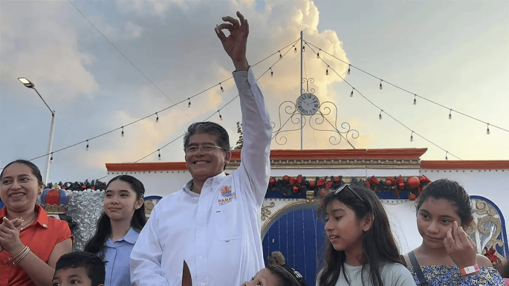 Salida de Alfonso Baca deja en incertidumbre pago de aguinaldos en&nbsp;Paraíso