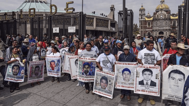 Sheinbaum pide a EU retirar asilo a exoficial de barandilla ligado al caso&nbsp;Ayotzinapa