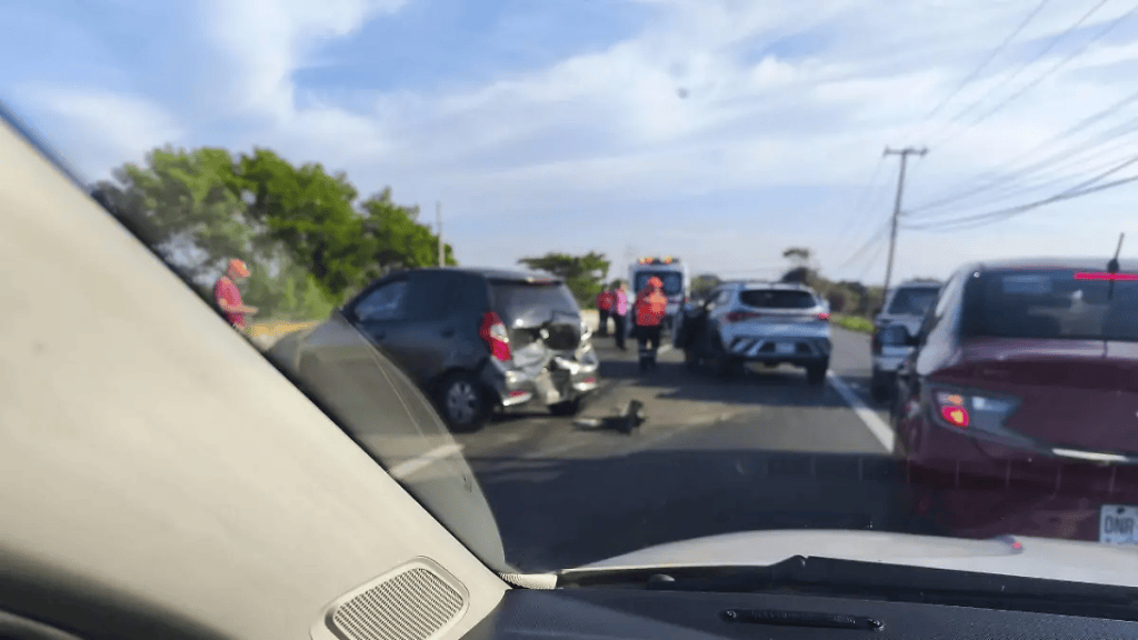 Mañana accidentada en Teapa; reportan choque múltiple y otro&nbsp;percance