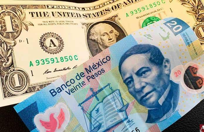 Dólar pierde fuerza, pero el peso mexicano registra una ligera depreciación