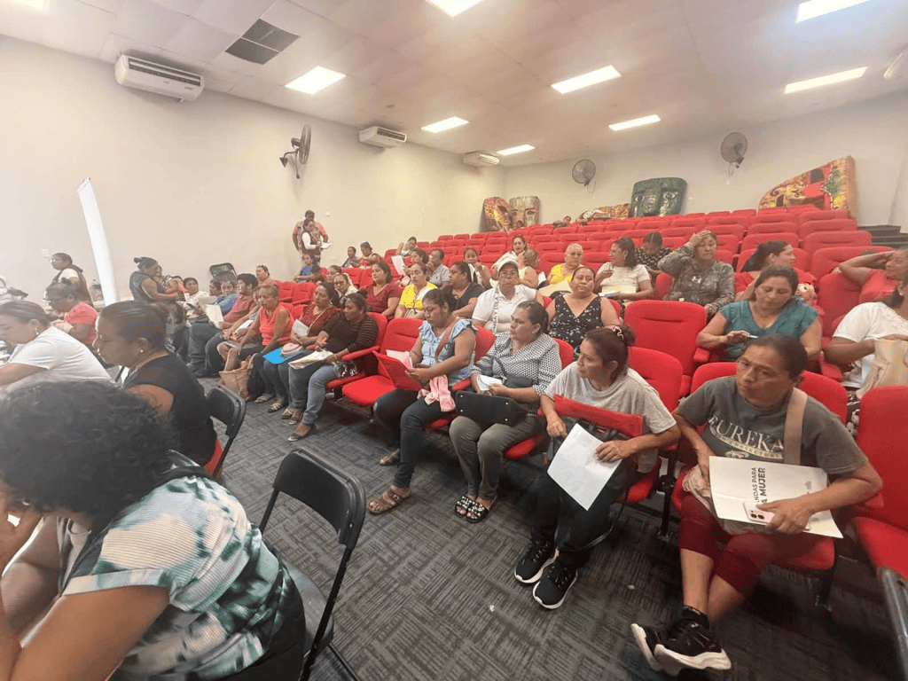 Acercan herramientas de formalización a mujeres emprendedoras de Tenosique