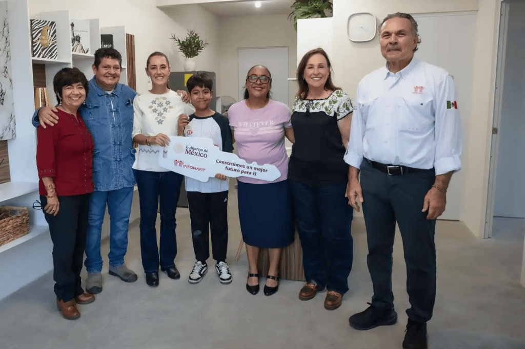 Sheinbaum reporta 43% de avance en Vivienda para el Bienestar y entrega 900 casas en&nbsp;Veracruz