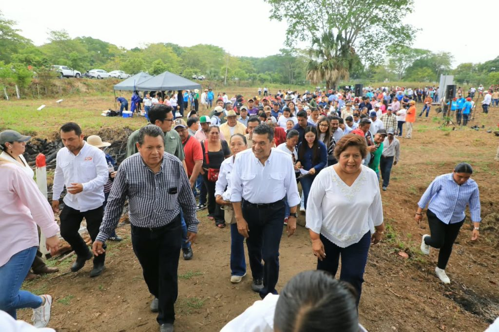 Javier May encabeza jornada para plantar 2.5 millones de árboles en&nbsp;Tabasco
