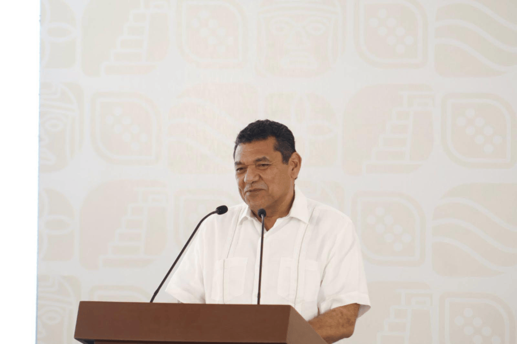 Javier May afirma que su gobierno se mantiene al margen de los procesos internos de&nbsp;Morena