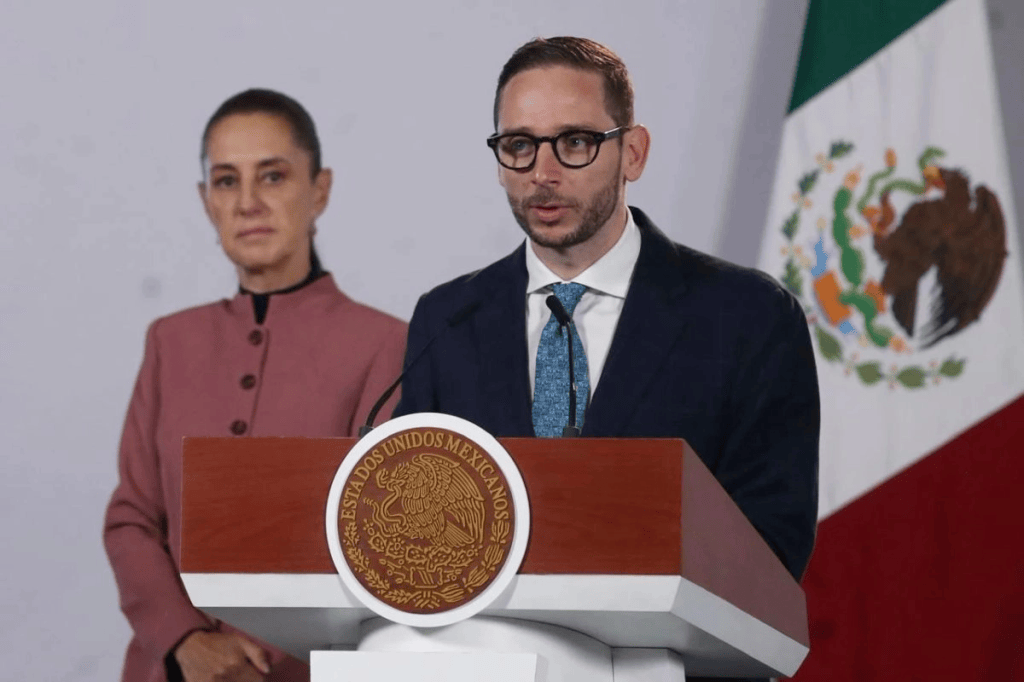 Salud compra cerca de 6 mil millones de piezas de medicamentos para 2027 y&nbsp;2028