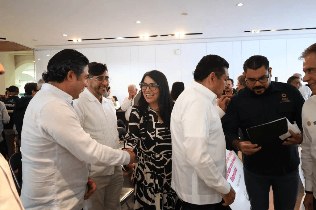 Buscan impulsar inversión y empleos mediante alianza entre gobierno y&nbsp;empresarios
