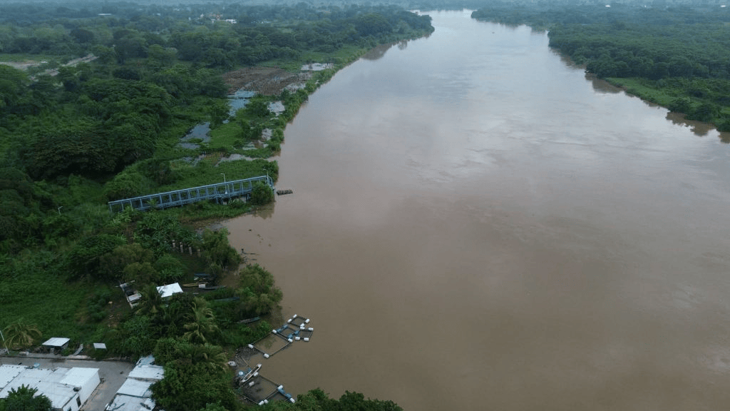 Continúa alerta roja en Tabasco por niveles del Usumacinta y posibles encharcamientos