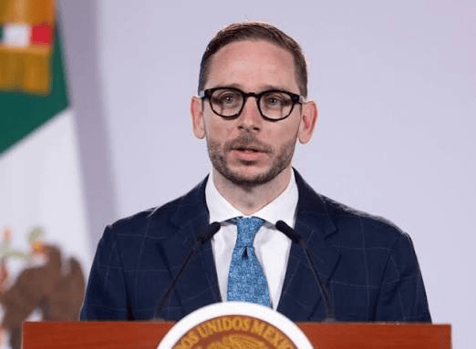 Gobierno federal recurrirá a especialistas mexicanos para mejorar el suministro de medicamentos