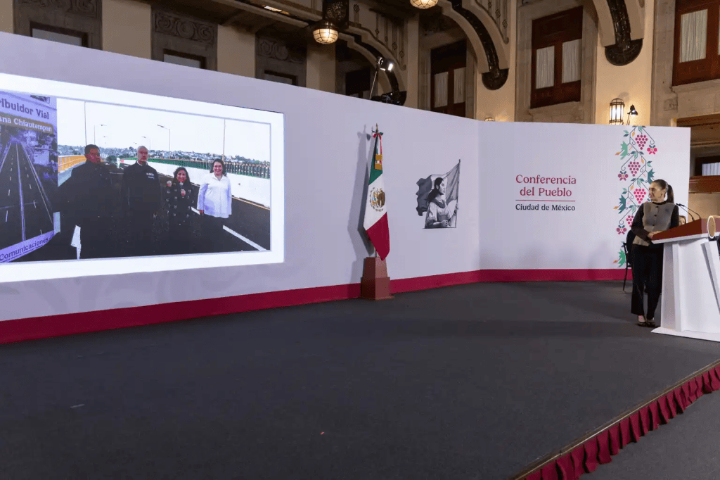 Sheinbaum inaugura distribuidor vial en Tlaxcala; beneficiará a más de 73 mil habitantes