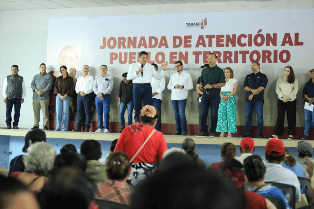 Javier May rinde homenaje a Cuauhtémoc Cárdenas durante jornada comunitaria en&nbsp;Cárdenas